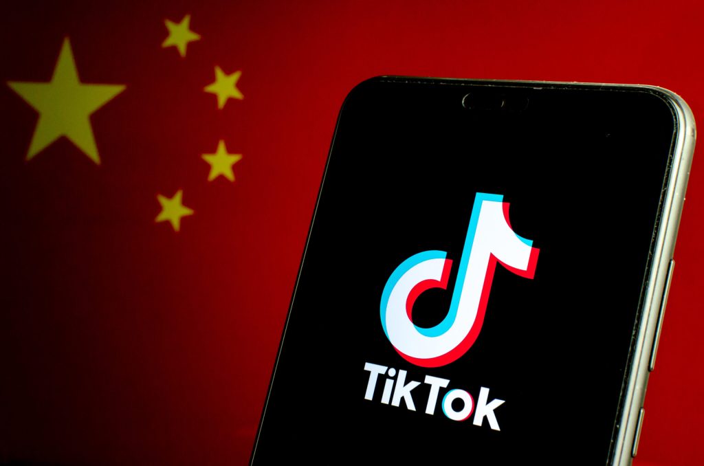 Watch Joe Rogan Exposes TikTok’s Invasive Terms of Service [WATCH